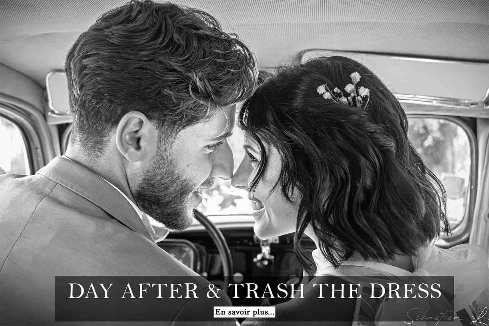 Mariés qui s'embrasse au milieu d'un cadre